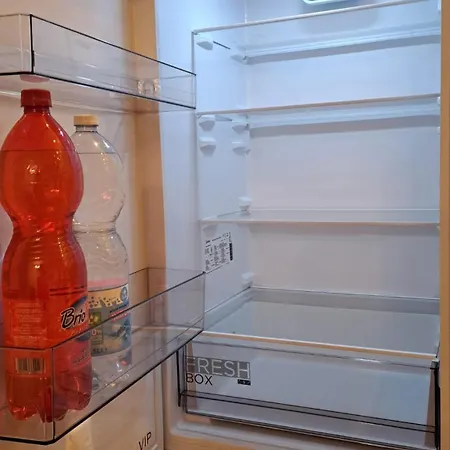 Pertini 公寓 萨沃纳